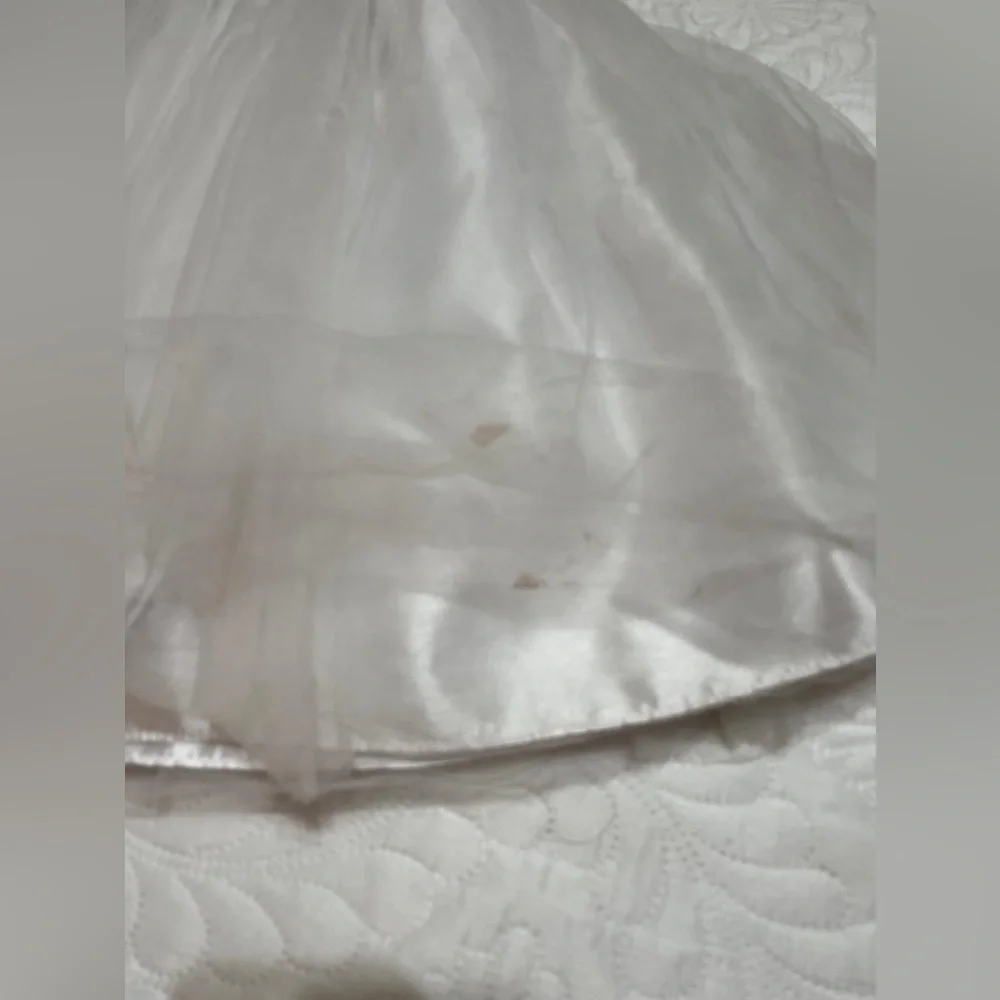 David's Bridal White Gown For Girl - Picture 6 of 16
